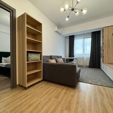 Nice Home For Your Family Ясси Екстер'єр фото
